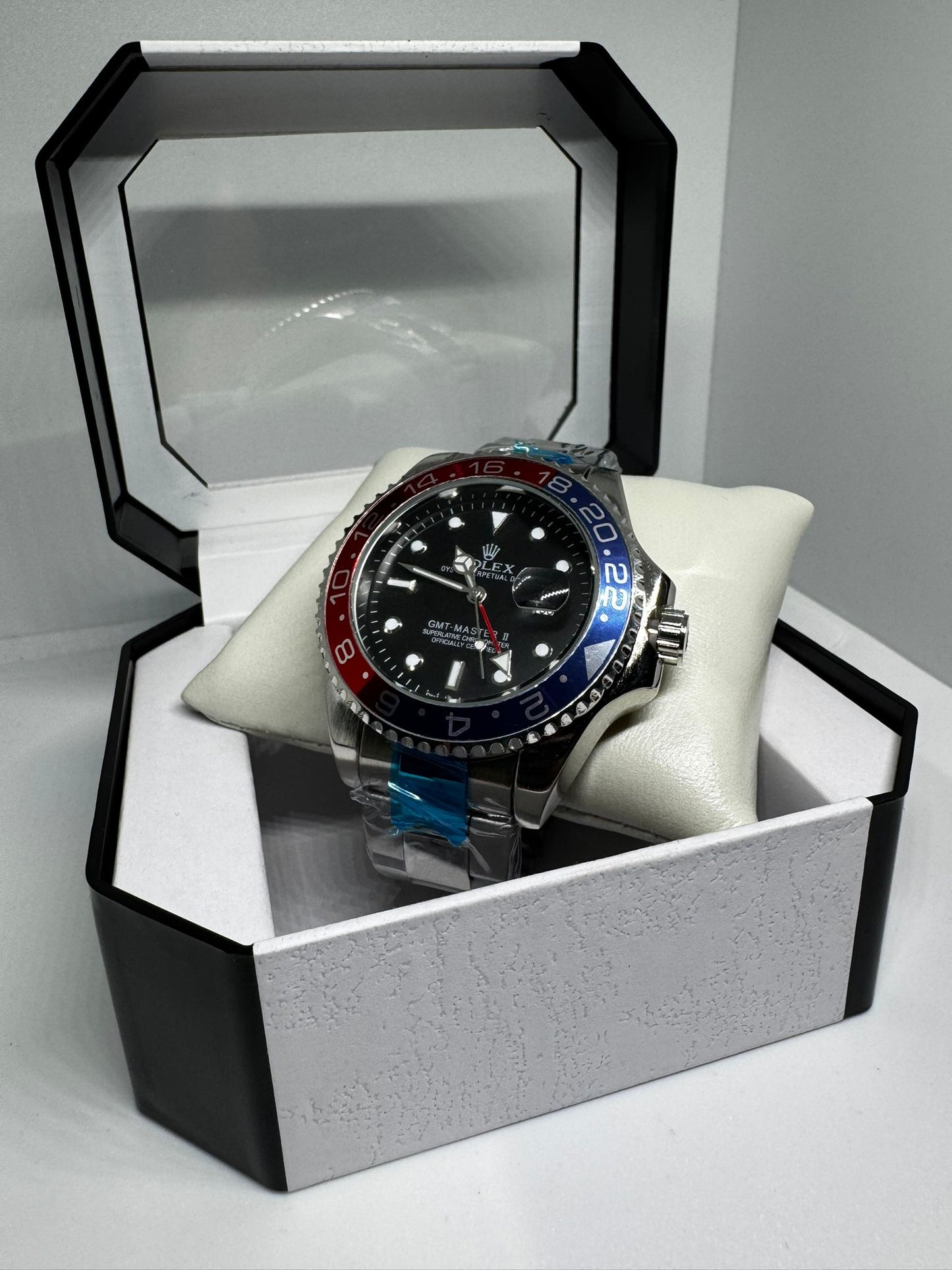 Rolex GMT Master II "Pepsi"